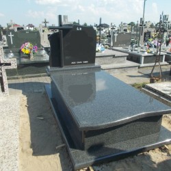 Andrzej Głasek Usługowy Zakład Betoniarsko-Kamieniarski - Nagrobki pojedyncze